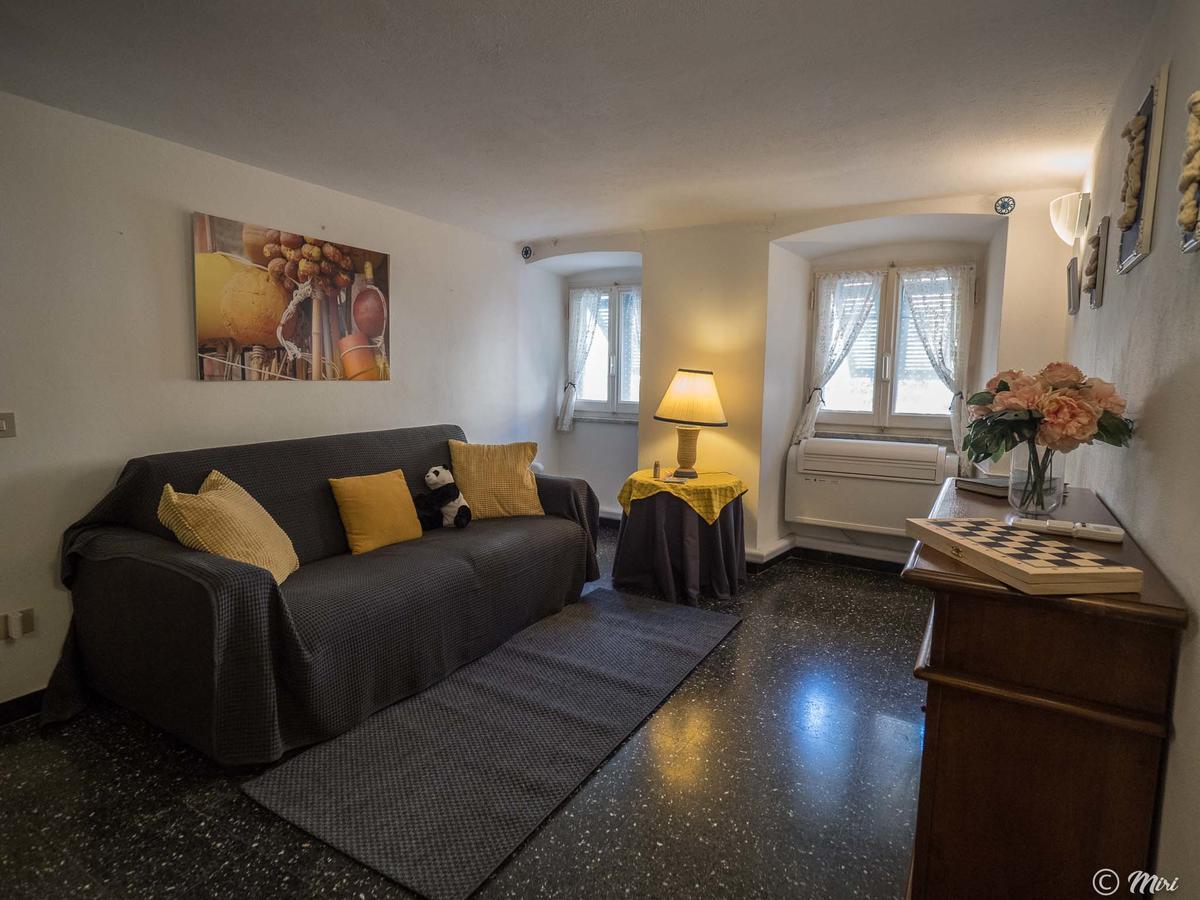 Mainetta Sea View Apartment With Ac Vernazza Eksteriør billede