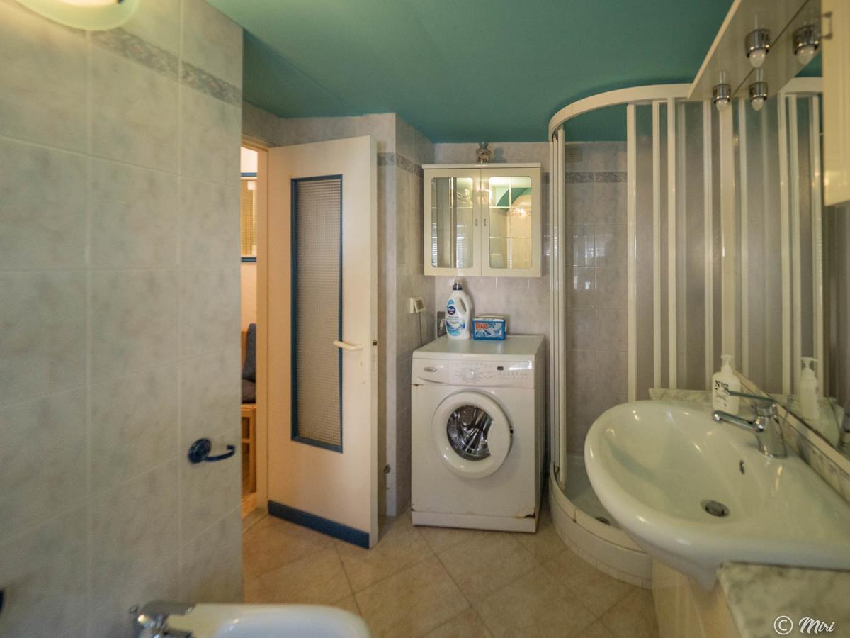 Mainetta Sea View Apartment With Ac Vernazza Eksteriør billede